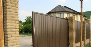 Купить откатные ворота из профнастила Батайск, цена от 1750 руб.