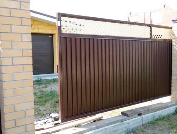 Эстетика и Надежность: Ворота Grand Line для Вашего Дома в Батайске от 36849 руб